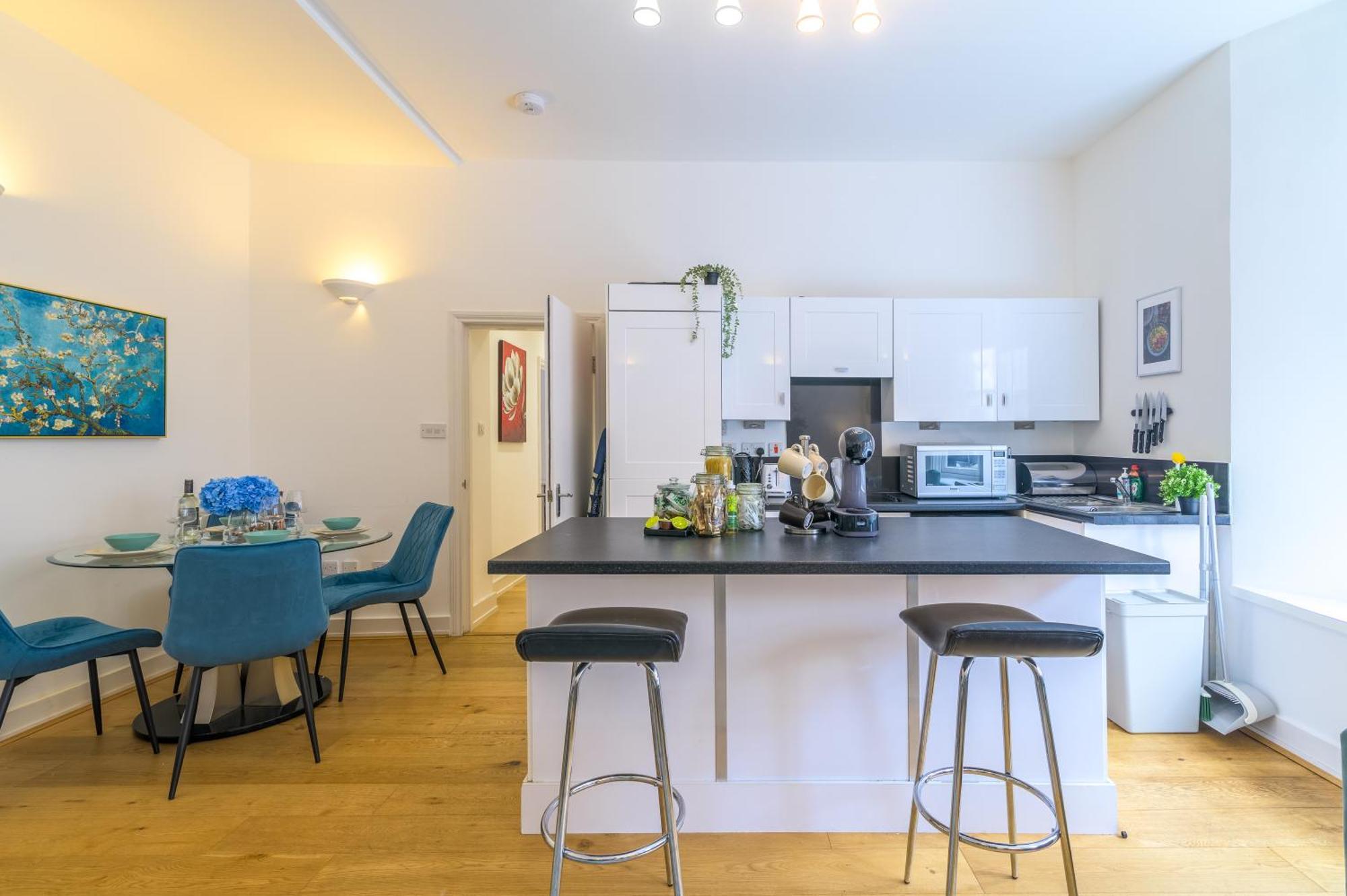 Two Bed By Livestay Short Lets & Serviced Near Oxford Circus Londres